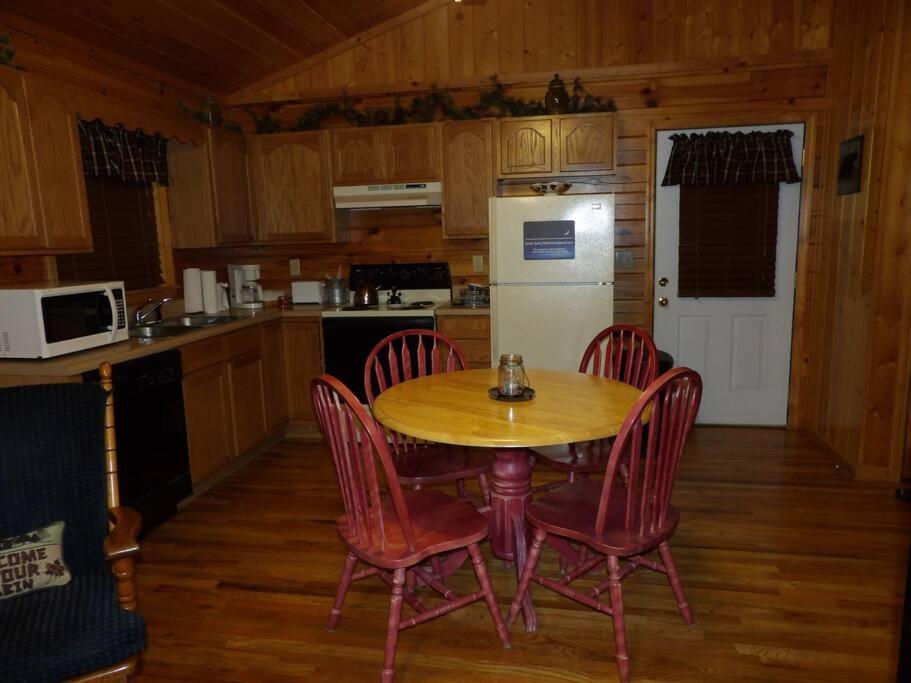 Holiday home Beary Tale! Your Happily Ever After Starts Here! *